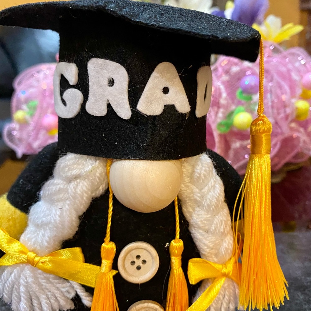 Graduation gnome - Picture 3 of 6